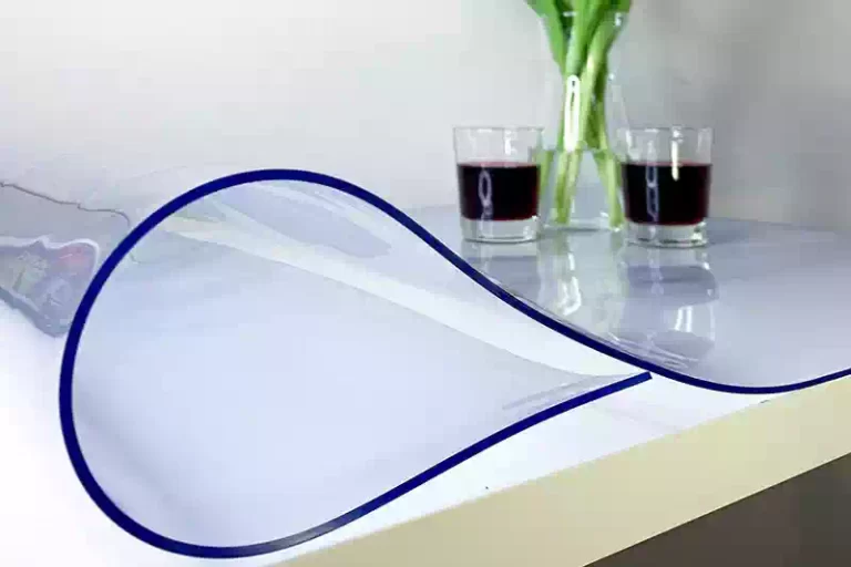 Mata stołowa z elastycznej folii PCV - miękkie szkło